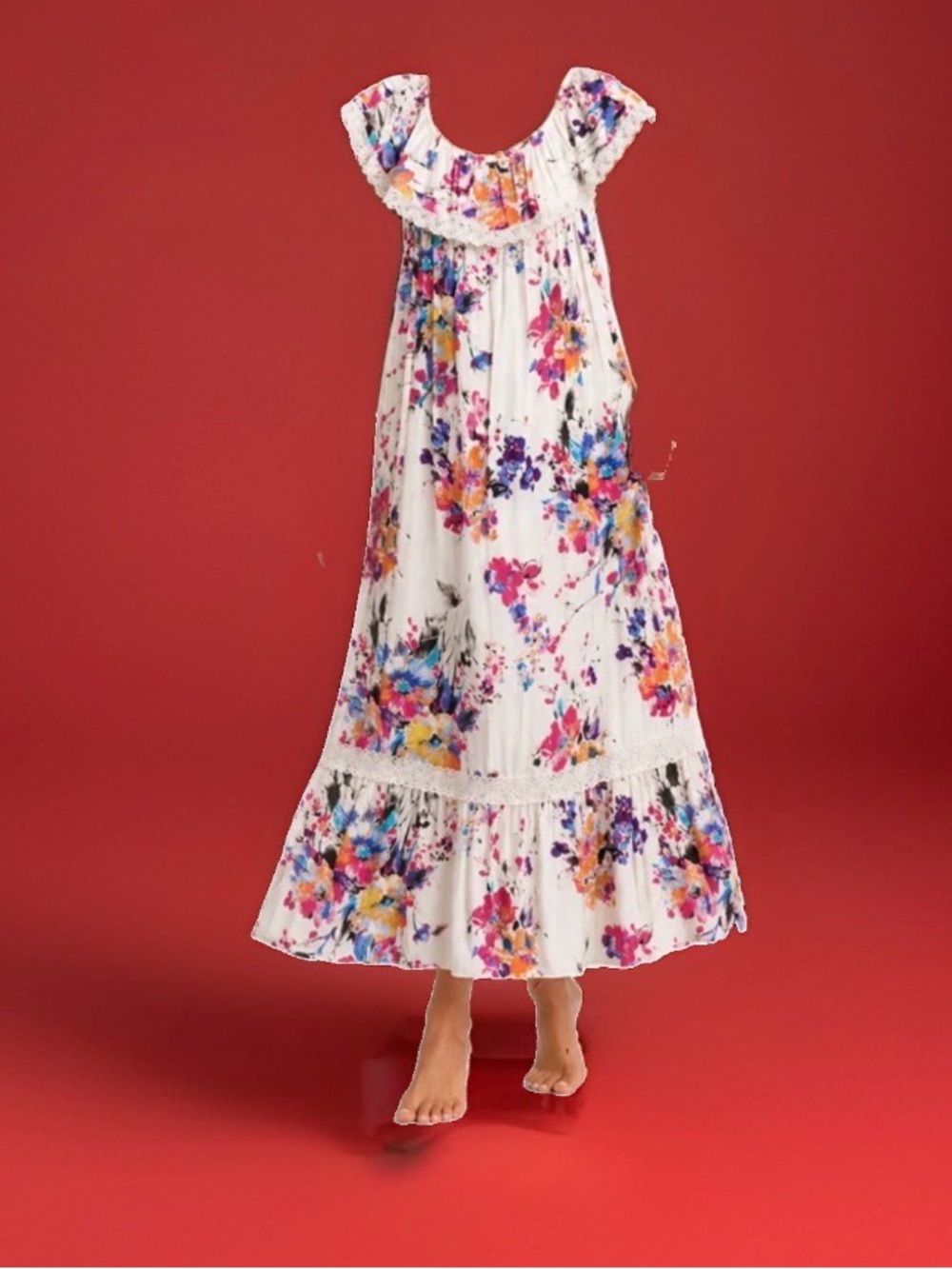 Umgee Large Floral Ruffle Hem Maxi Dress in White with Multicolor Print